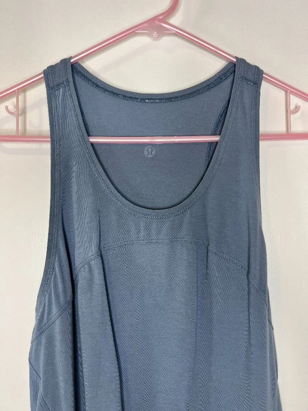 Lululemon Oasis Blue Racerback Tank Top Relaxed Fit Workout Yoga Size 6